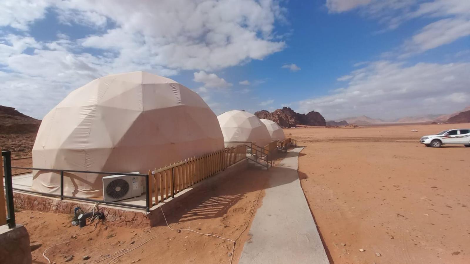 Al Raha Luxury Camp Hotel Wadi Rum Exterior foto