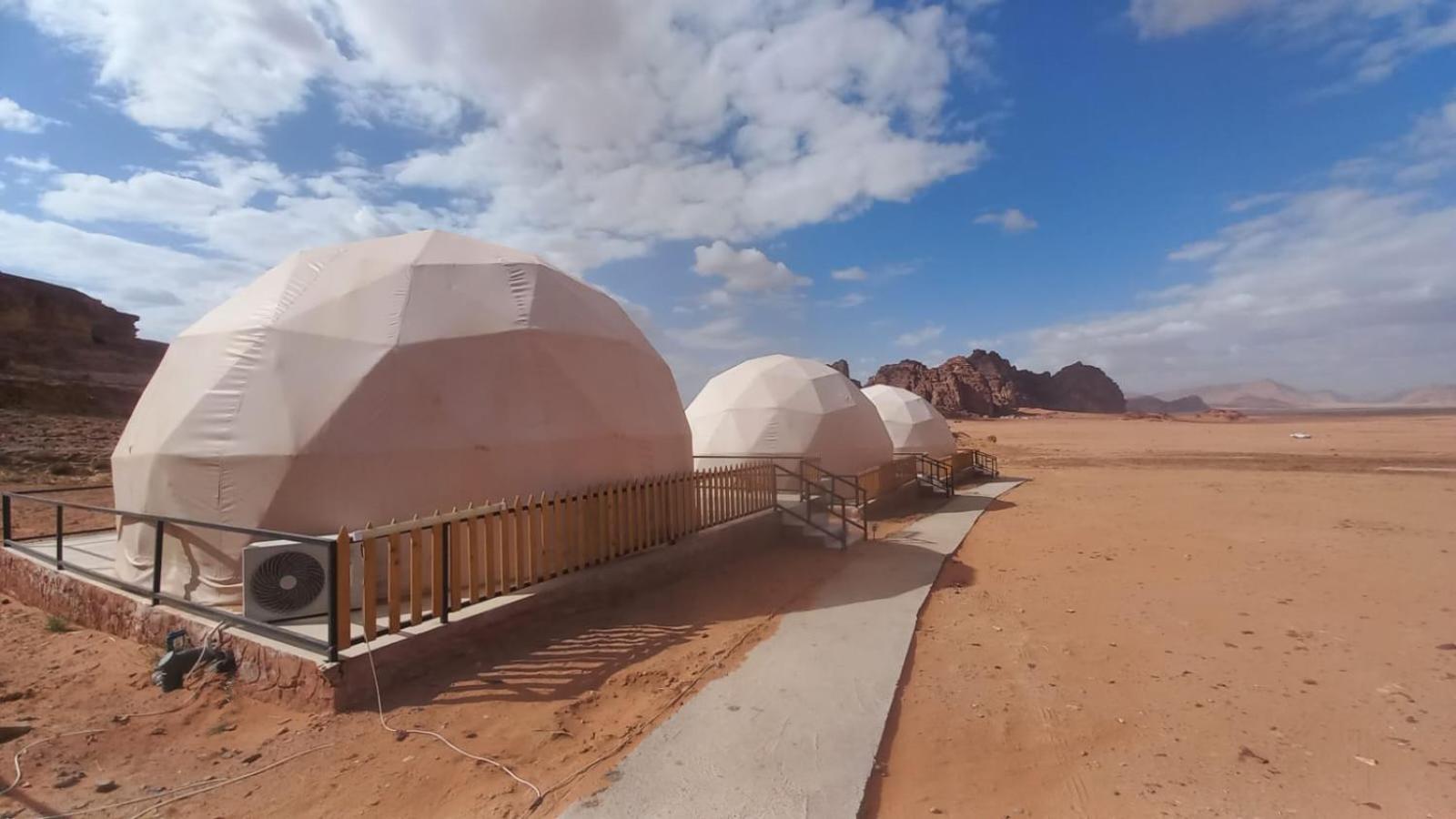 Al Raha Luxury Camp Hotel Wadi Rum Exterior foto